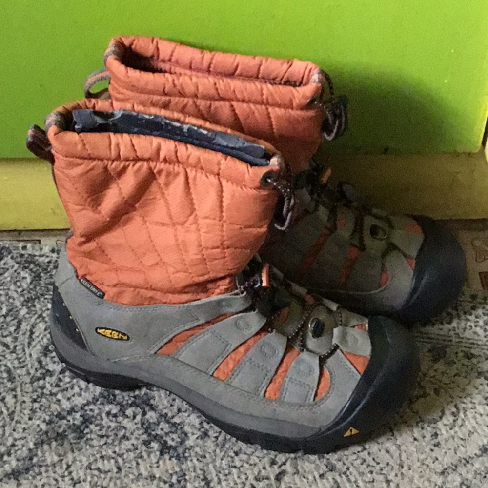 Keen Insulated Winter Snow Boots